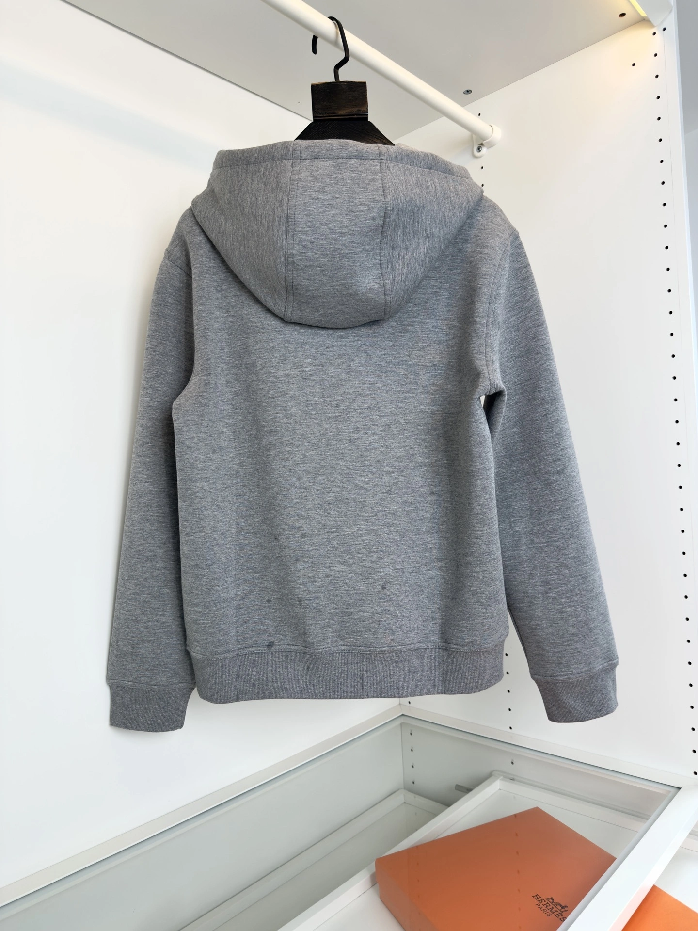 wg.luxury-- H5r75s embroidery 2colour item: E-F443J1804-2H